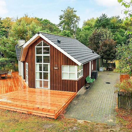 4 star holiday home in Frederikshavn Eksteriør billede