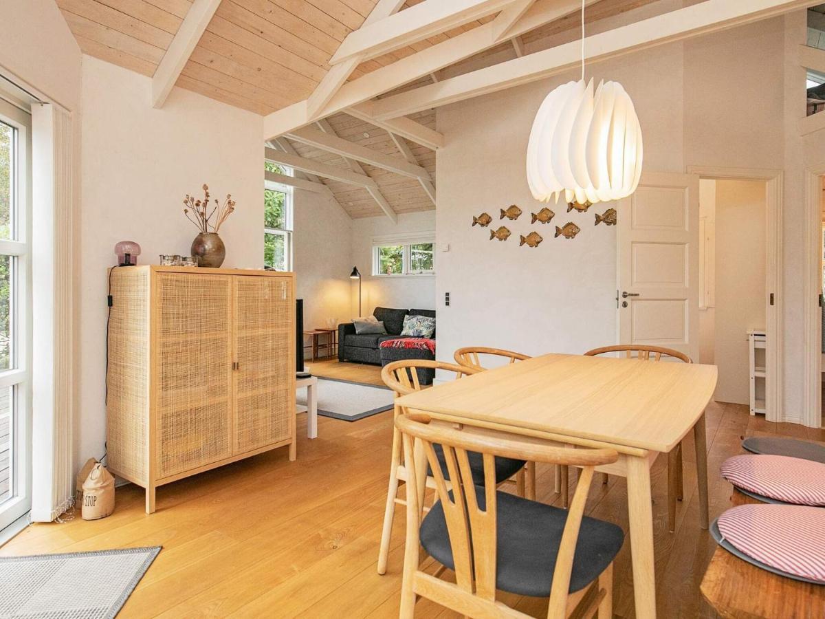 4 star holiday home in Frederikshavn Eksteriør billede