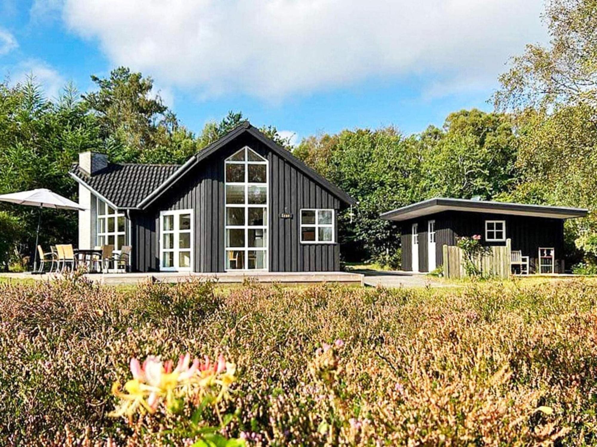 4 star holiday home in Frederikshavn Eksteriør billede
